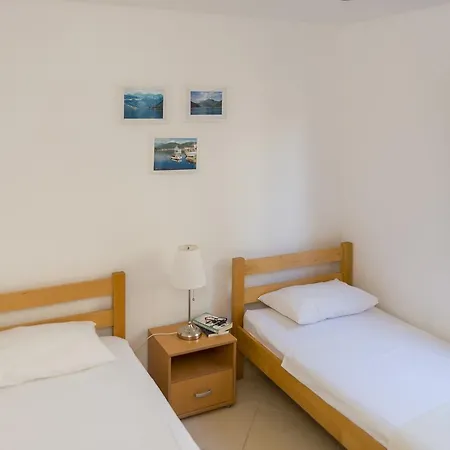 2 Bedr. Flat Krasici * Podgorica